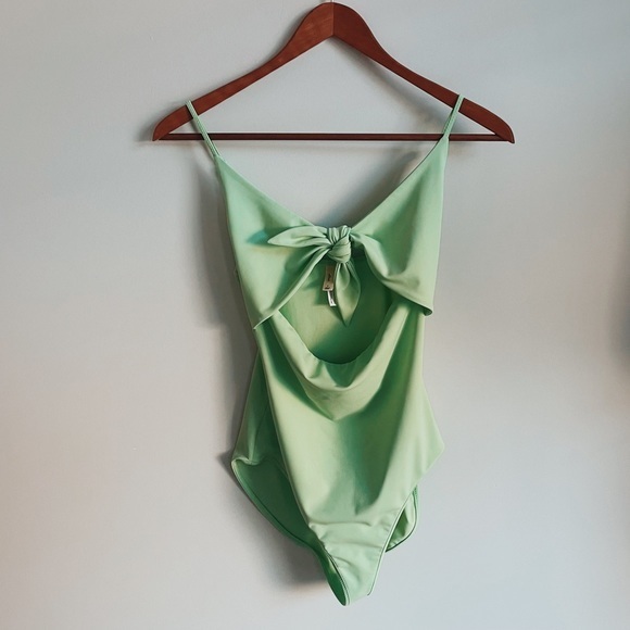 Wilfred Noe Bodysuit, Aritzia Swimsuit, Sz Small, Lime Green Tie Front Swimsuit - Picture 3 of 9